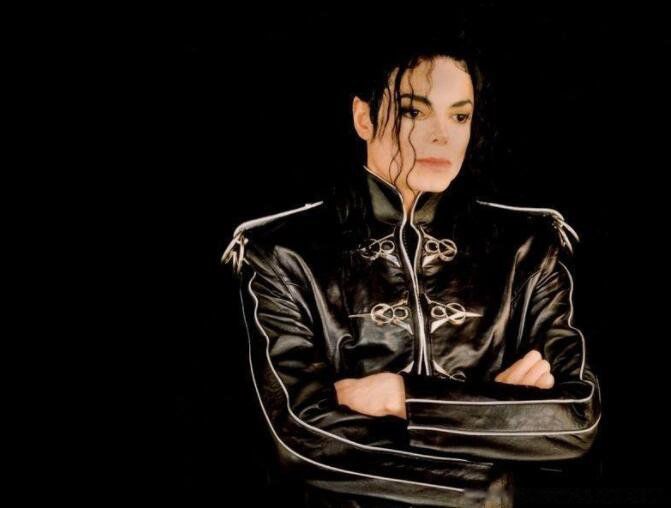 迈克尔杰克逊死亡真相 世界舞王迈克杰克逊死因
