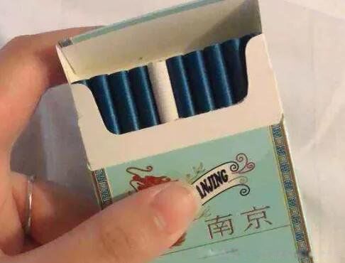 倒插烟有什么讲究吗 为什么女的给男生要倒插一根烟