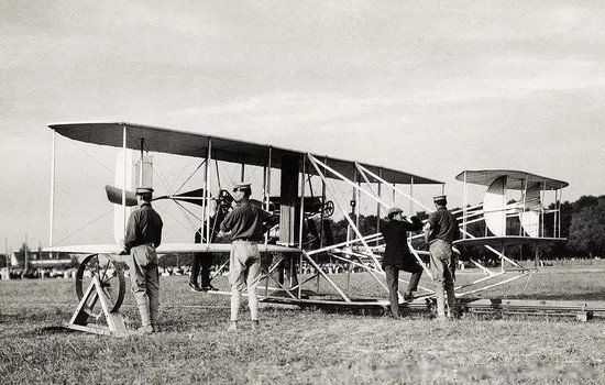 ���������ķɻ��ͺ����ĸ� ���ķɻ���225���Ĺ���