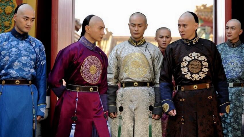 ���Ӷ��ÿ���˵��³� �������Ӷ����ʵ��ʷ�¼�