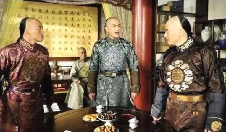 ���Ӷ��ÿ���˵��³� �������Ӷ����ʵ��ʷ�¼�