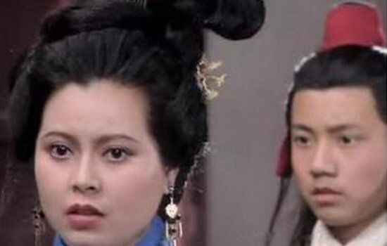 刘谌是刘禅的第几个儿子 为什么要割掉妻子的头颅
