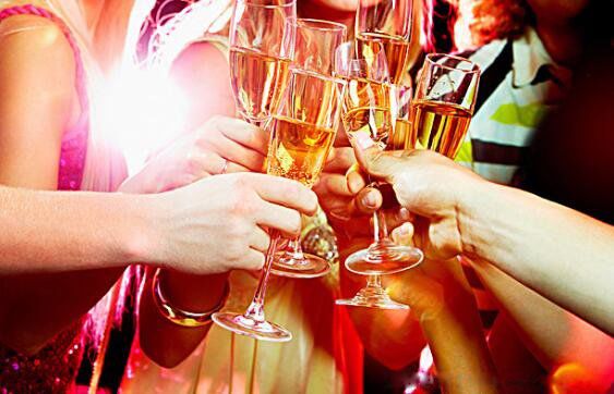 ���Ļ�40������̼���Ů���� ��Ů����40����������