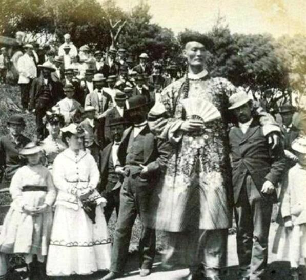 詹世钗身高3.19米是真的吗 他个人资料简介真实身高