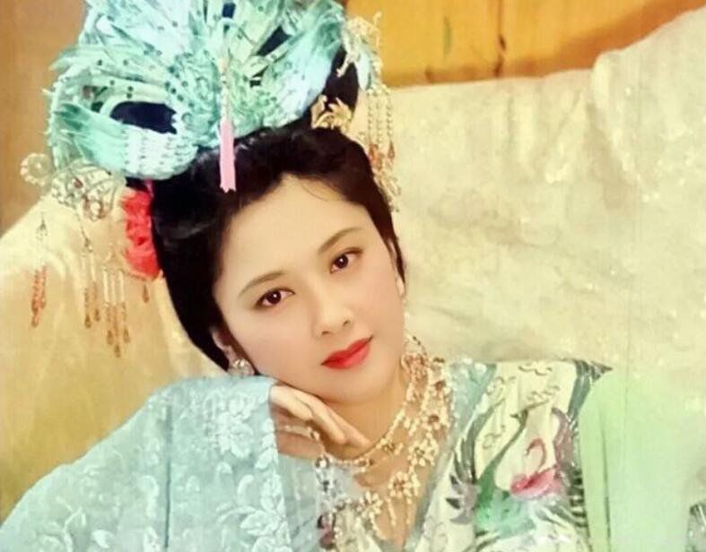 中国最美女明星前四名排行榜 看看第一名是谁