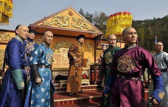 ���Ӷ����ʵ��ʷ���� �����³�˭Ӯ��