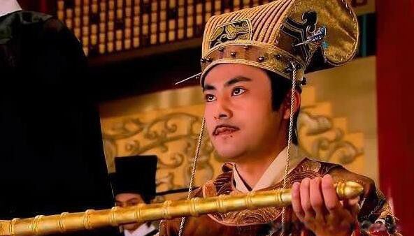 赵匡胤的皇位传给谁了 他为什么不把皇位传给儿子