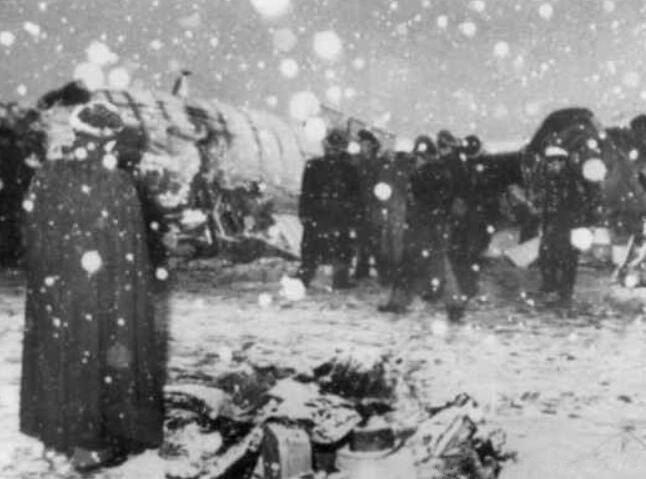 Ľ��ڲҰ���ʵ�¼� 1958����������ʼĩ