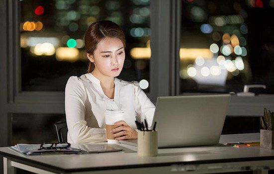 007��������ʲô��˼ һ�켸Сʱ�ǲ��ǲ���˯����