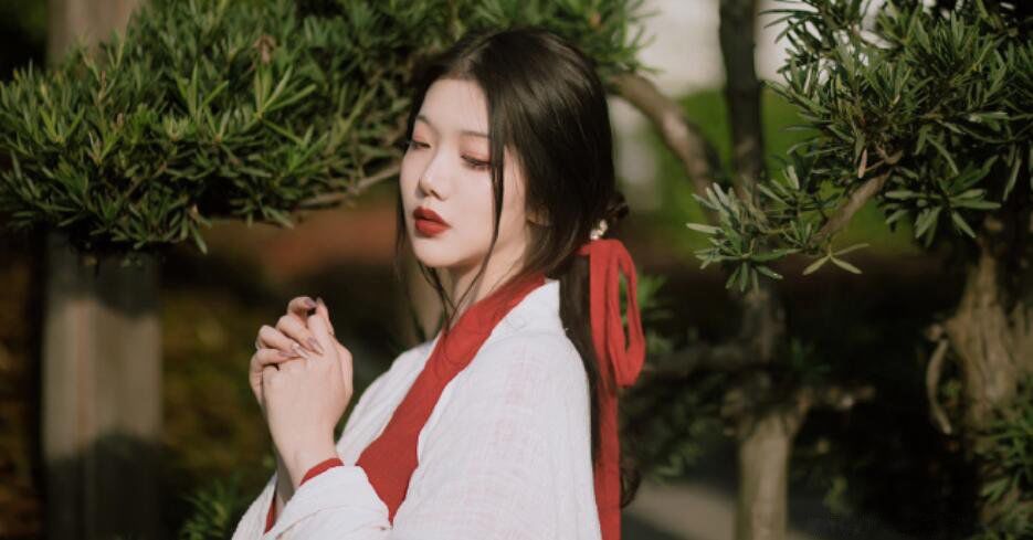 仓央嘉措最美的十首情诗 活佛诗人仓央嘉措最经典的句子