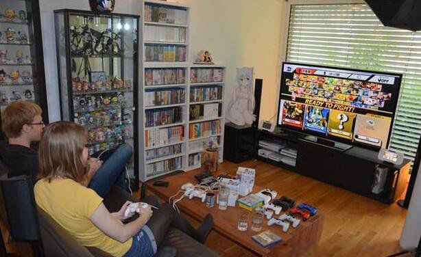 瑞士宅男melonpan的日常 世界第一死宅男的女coser