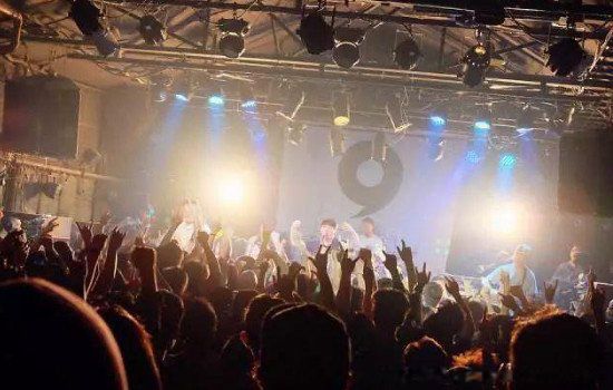 livehouseʲô��˼���ķ��� livehouse��Դ����