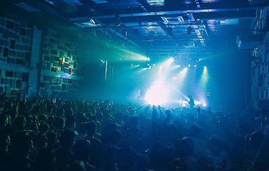 livehouseʲô��˼���ķ��� livehouse��Դ����