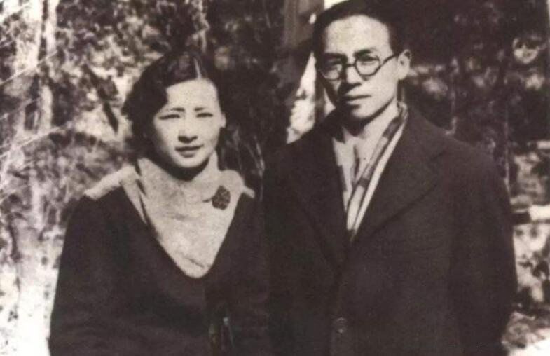 �˽���־Ħ������Ů�� ����������־Ħ������Ů�˵Ĺ���