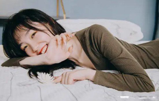 笑话大全哄女朋友开心污段子 10秒内哄女孩子开心的笑话