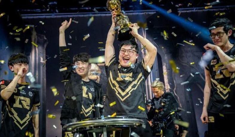 jk������ʲô��˼ ���ձ���JK��ʲô����