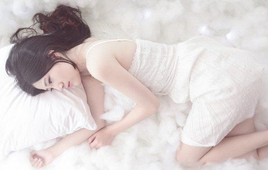 ˯��ͷ���ĸ������Ǵ�� ˯��ͷ�����ų�����ʲô˵��