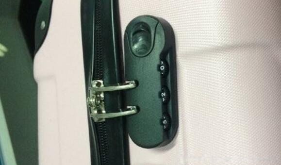 密码箱忘记密码怎么开锁 密码箱的密码锁打不开了怎么办