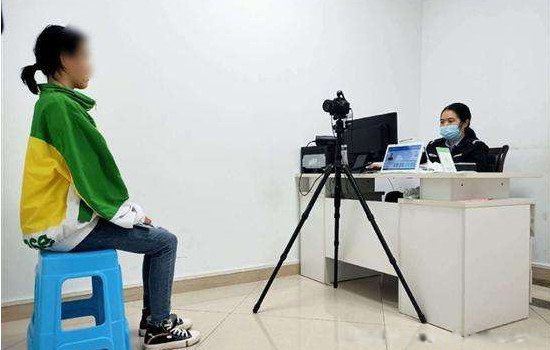 ����֤������ô����Ů ����һ������֤��������ִ���ʲô����