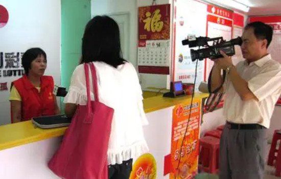 ���Ʊ������д��� Ϊʲô�е������в�Ʊ,�еĲ���