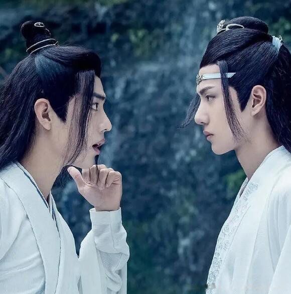 ��һ��Фս���³���������Ƭ Фս��һ�����³�������������