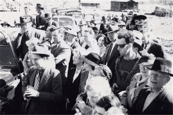 Լ��������˭���������� δ����Լ����������ʵ����