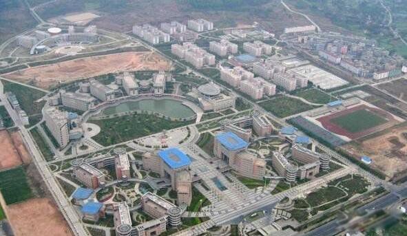 ���ڴ�ѧ�Ŀֲ��¼�������� ���ڴ�ѧ����ͼ��һ������ͼƬ