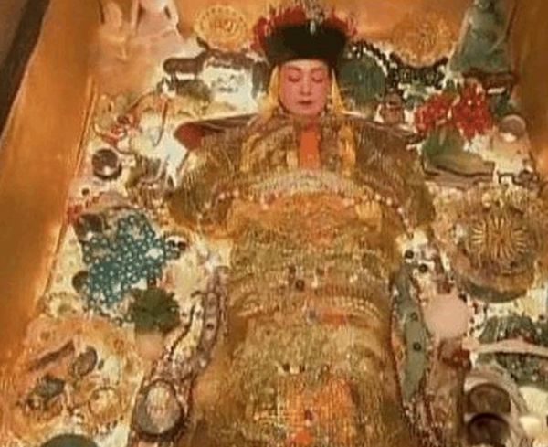 �й�δ��֮����ʵ���� �ֲ�20��δ��֮�տֲ��¼�