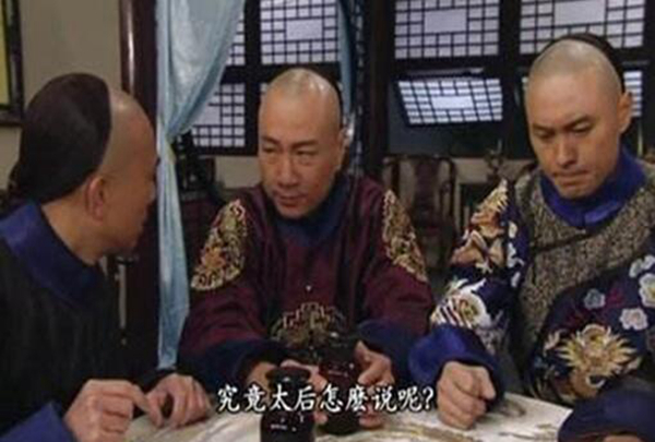 ���º�������Ӣ�Ĺ�ϵ��ʲô ͬΪ�������ߵĺ���