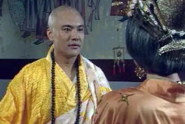 ������ϲ�����г� ��������Ĵ��г趼��˭