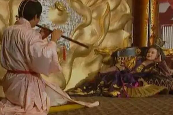 ������ϲ�����г� ��������Ĵ��г趼��˭