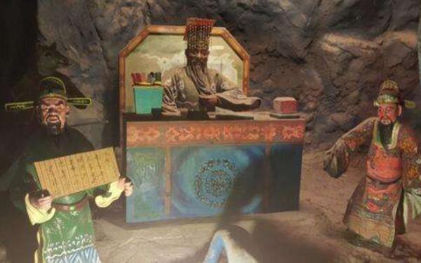 �ع����ƹ�ʲô ʮ�������е��ع�����ǰ��˭