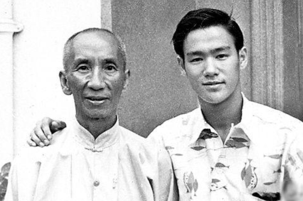 叶问是李小龙的师傅吗 他最恨的是李小龙的原因是什么