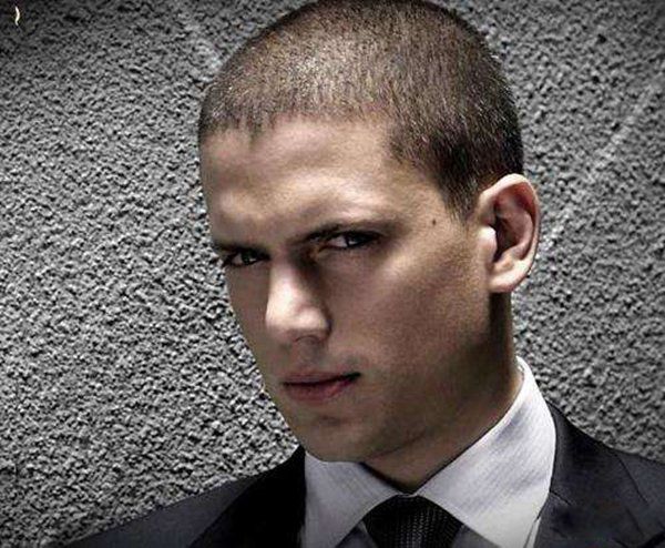 ������˹�������Ǽ�����Ѫ ������˹�����ս�����Ƭ����