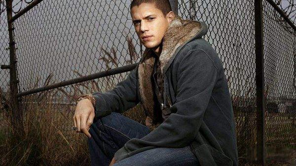 ������˹�������Ǽ�����Ѫ ������˹�����ս�����Ƭ����