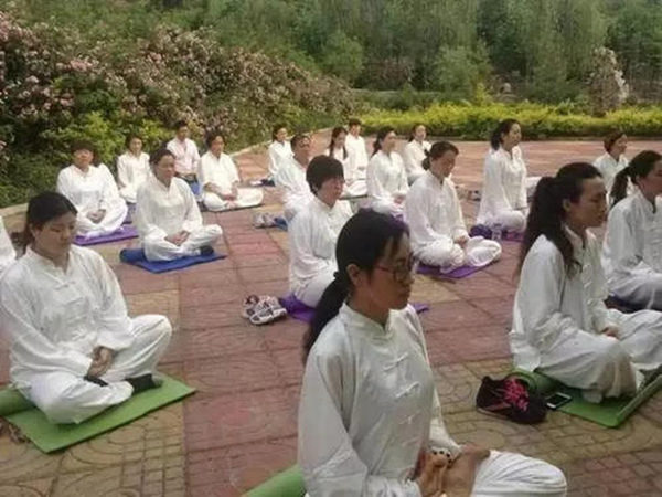 辟谷减肥7天具体方法流程 怎样辟谷减肥具体的方法如下告诉我呀