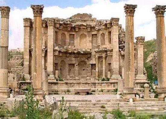 Ħ����˹��Ĺ�����ϼ�� ������Ƭ�󲿷ֱ��ղ�������