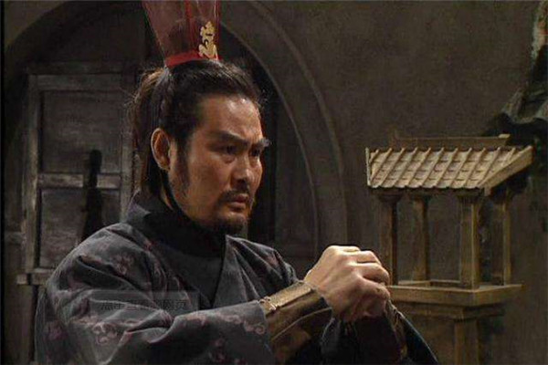 ��Τ�������ĸ����� ��������������Ҫ�ȵ�Τǿ�Ķ�