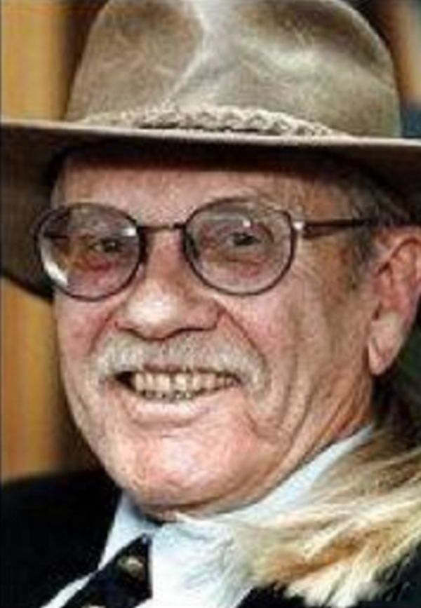 里昂惕夫之谜的解释 产生的原因和解释主要观点