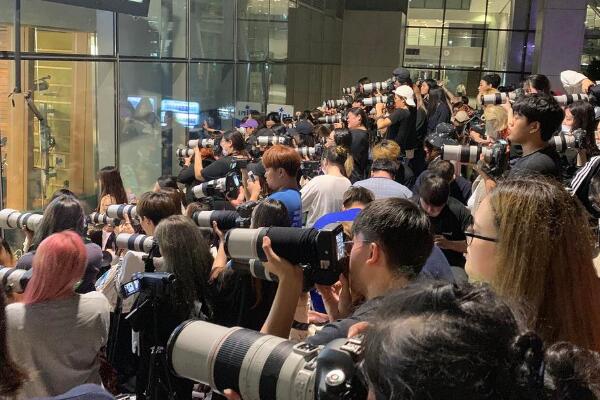 վ����ô׬Ǯ,���ǲ��ù����� ְҵվ��ʲô��˼