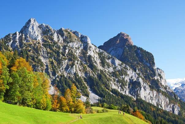 欧洲最高峰是哪个山峰 阿尔卑斯山脉最高峰是哪座山峰