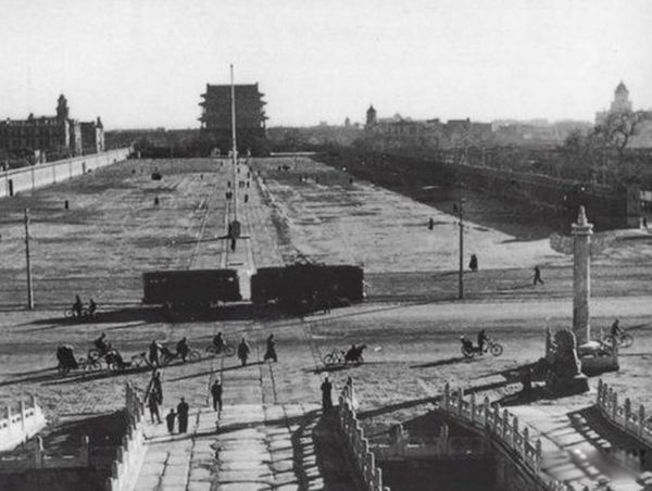 �������쳵��һ������� ��ʵ��������ײ���¼�����Ƶʼĩ