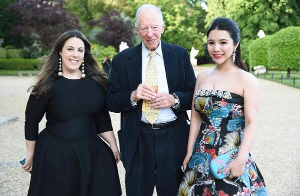 ���׽����������� ΰ�����˽��׽��İ���