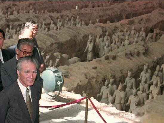 ��ʼ�����ձ�����ôû�� Ϊʲô��ʱû���ڹŴ�����Ĺ