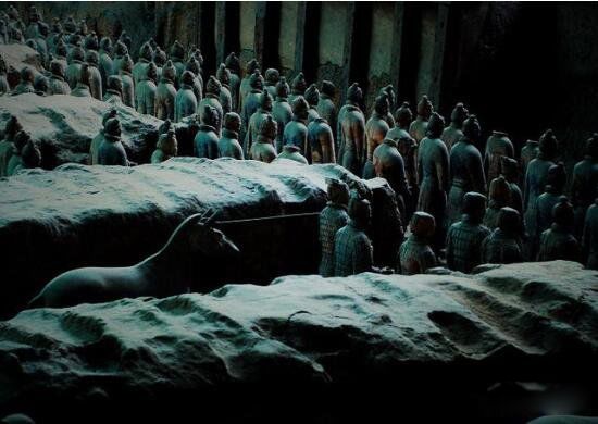 ��ʼ�����ձ�����ôû�� Ϊʲô��ʱû���ڹŴ�����Ĺ