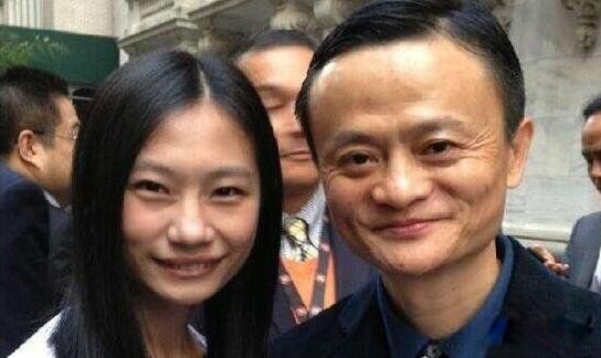 马云的儿子和女儿的照片 他的女儿和儿子长的什么样子