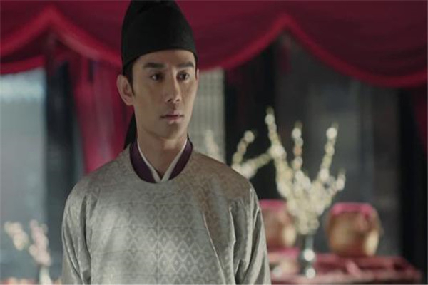 ����������Ϊʲôû�ж��� ˭���������ڵĻ�λ