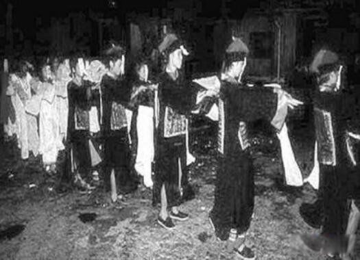 ������ʬ��ʲô��˼ ��ʬ����Դ,����������θ�ʬ��