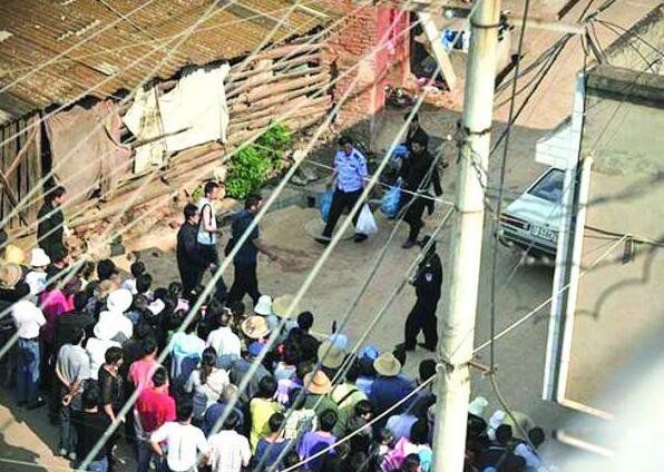 �������˰���ʼĩ ���������˰����۾��ݾ�