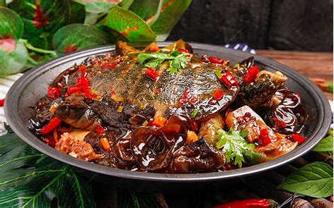 其实,在制作甲鱼的菜肴时,也有很多不为人知的烹饪手段.